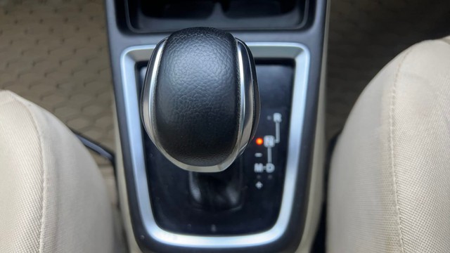 Second-hand 2017 Maruti Suzuki Dzire VXI for sale in Hyderabad-12