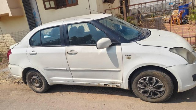 Second-hand 2009 Maruti Suzuki Swift 1.3 ZXI for sale in Sangli-1