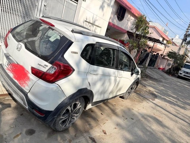 Second-hand 2018 Honda WR-V i-DTEC S for sale in Meerut-3
