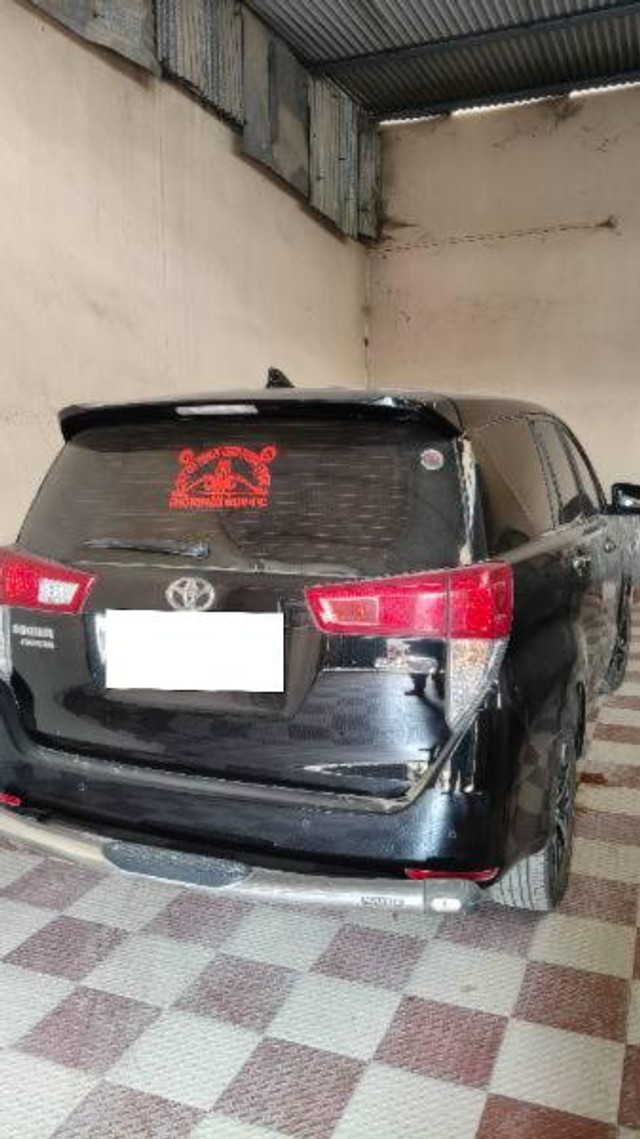 Toyota Innova Crysta 2.4 ZX 7 STR AT Second-hand 2022 Toyota Innova Crysta 2.4 ZX 7 STR AT for sale in Patna-0