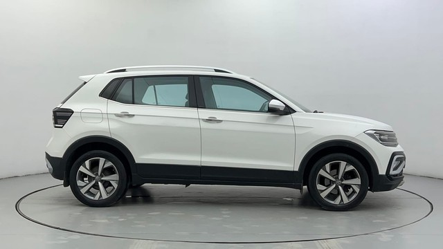 Second-hand 2022 Volkswagen Taigun 1.0 Topline AT for sale in Ahmedabad-2