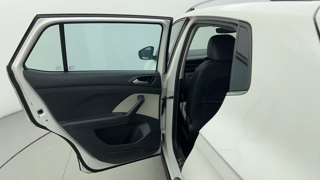 Second-hand 2022 Volkswagen Taigun 1.0 Topline AT for sale in Ahmedabad-24