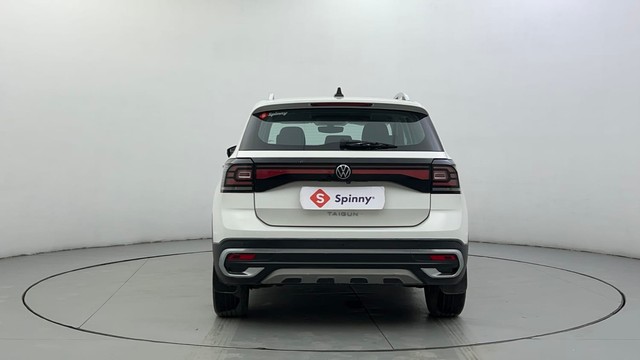 Second-hand 2022 Volkswagen Taigun 1.0 Topline AT for sale in Ahmedabad-4