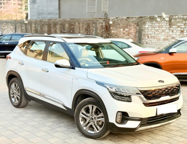 Second-hand 2020 Kia Seltos HTX IVT G for sale in Surat-7