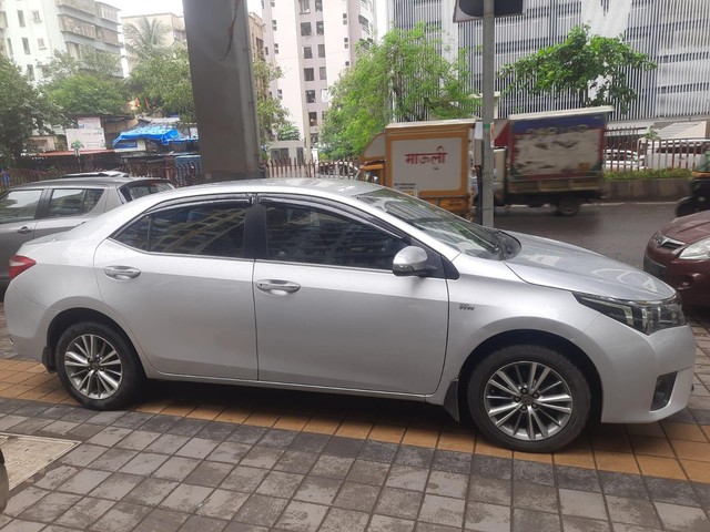 Toyota Corolla Altis VL AT Second-hand 2015 Toyota Corolla Altis VL AT for sale in Mumbai-1