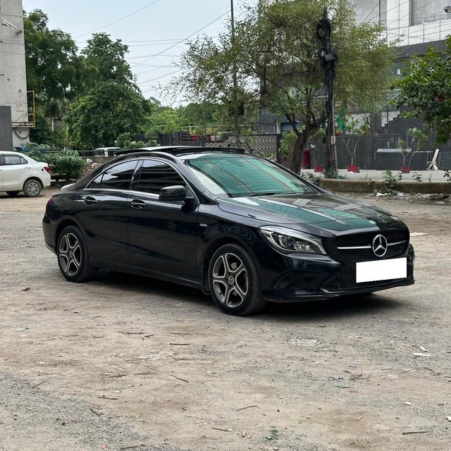 Second-hand 2019 Mercedes-Benz CLA 200 CGI Sport for sale in New Delhi-7