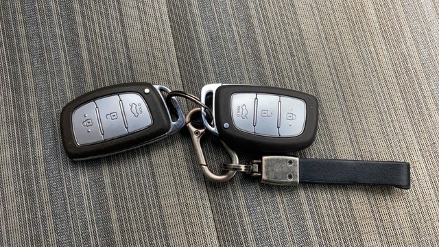 Second-hand 2020 Hyundai Aura SX Plus AMT for sale in Bangalore-21