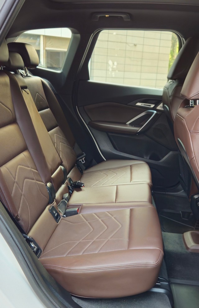 Second-hand 2024 BMW X1 sDrive18i M Sport for sale in Mumbai-13