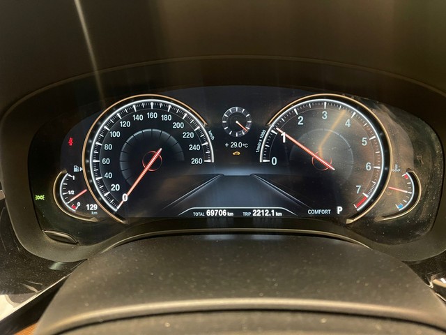 Second-hand 2018 BMW 5 Series 530i Sport Line for sale in Mumbai-16