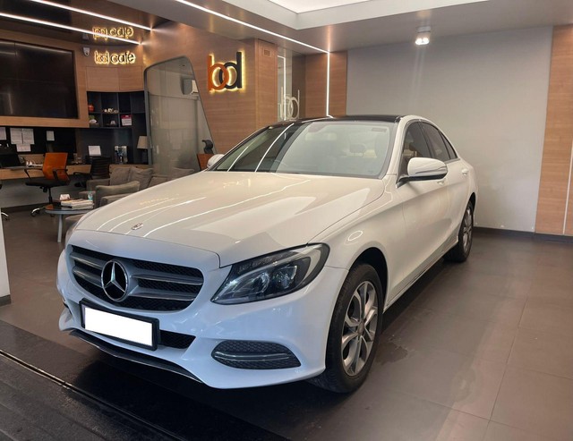 Mercedes-Benz C-Class C 200 AVANTGARDE Second-hand 2015 Mercedes-Benz C-Class C 200 AVANTGARDE for sale in Mumbai-3