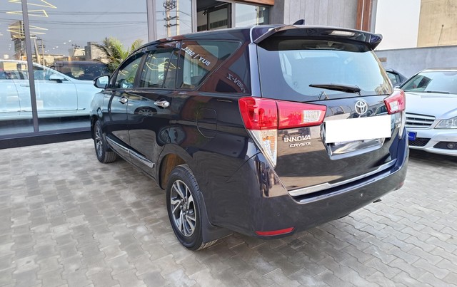 Second-hand 2021 Toyota Innova Crysta 2.4 G 7 STR for sale in Ludhiana-5