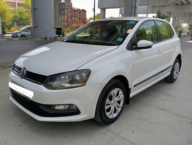 Volkswagen Polo 1.2 MPI Comfortline Second-hand 2017 Volkswagen Polo 1.2 MPI Comfortline for sale in Noida-5