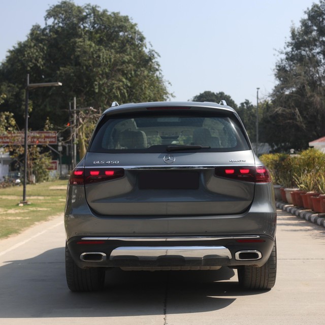 Mercedes-Benz GLS 450 4matic Second-hand 2024 Mercedes-Benz GLS 450 4matic for sale in New Delhi-3