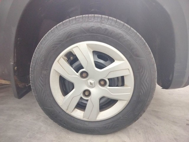 Second-hand 2015 Renault KWID RXT for sale in Coimbatore-17