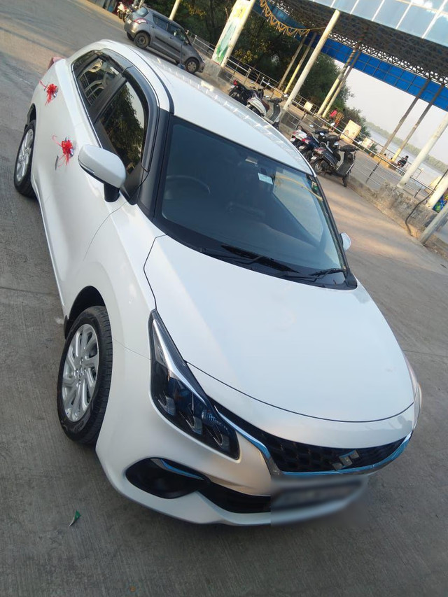 Second-hand 2024 Maruti Suzuki Baleno Zeta AMT for sale in Thane-1