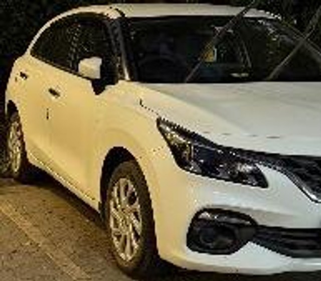 Second-hand 2024 Maruti Suzuki Baleno Zeta AMT for sale in Thane-4