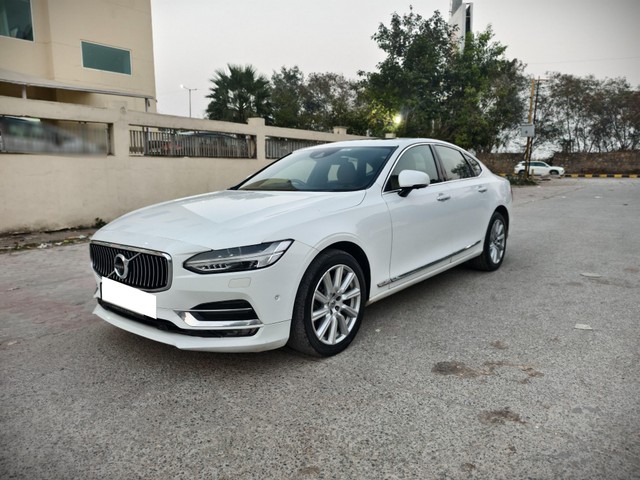 Second-hand 2017 Volvo S90 D4 Inscription BSIV for sale in New Delhi-2