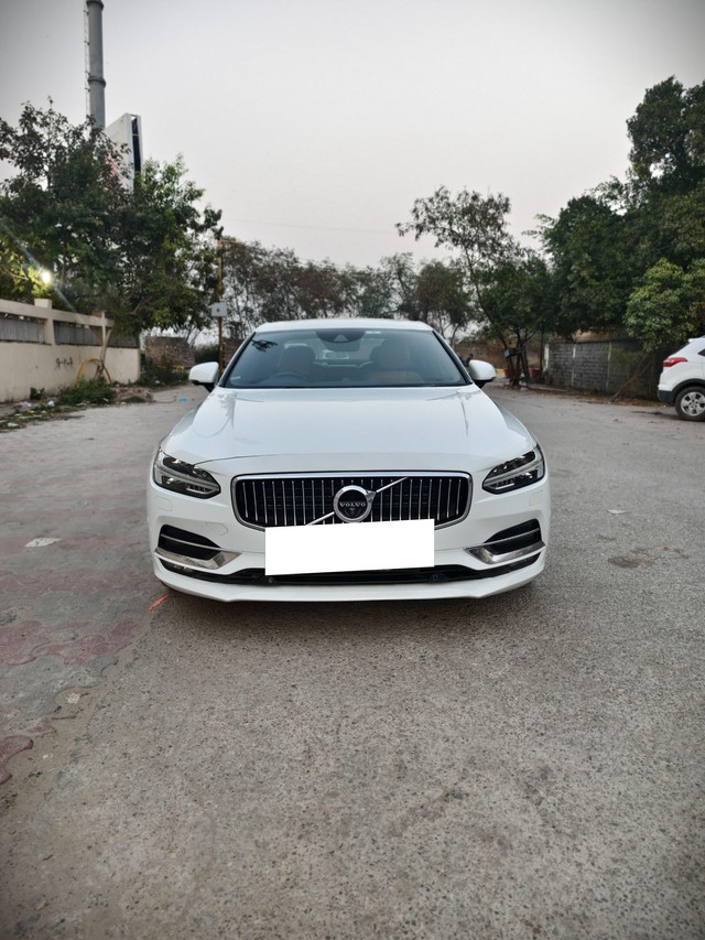 Second-hand 2017 Volvo S90 D4 Inscription BSIV for sale in New Delhi-3