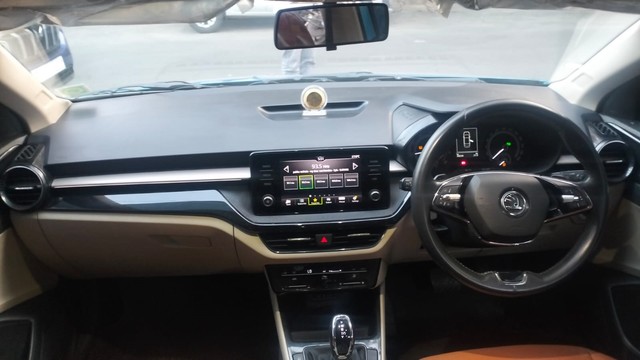 Second-hand 2023 Skoda Slavia 1.0 TSI Ambition AT BSVI for sale in Coimbatore-9