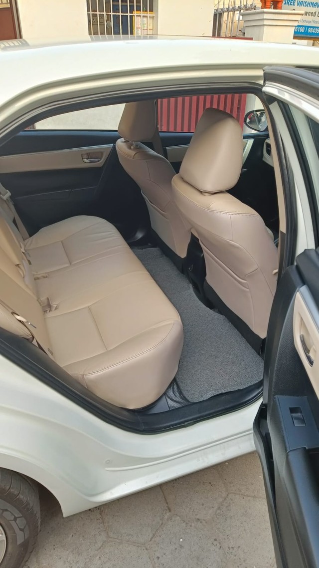 Toyota Corolla Altis VL AT Second-hand 2017 Toyota Corolla Altis VL AT for sale in Coimbatore-11