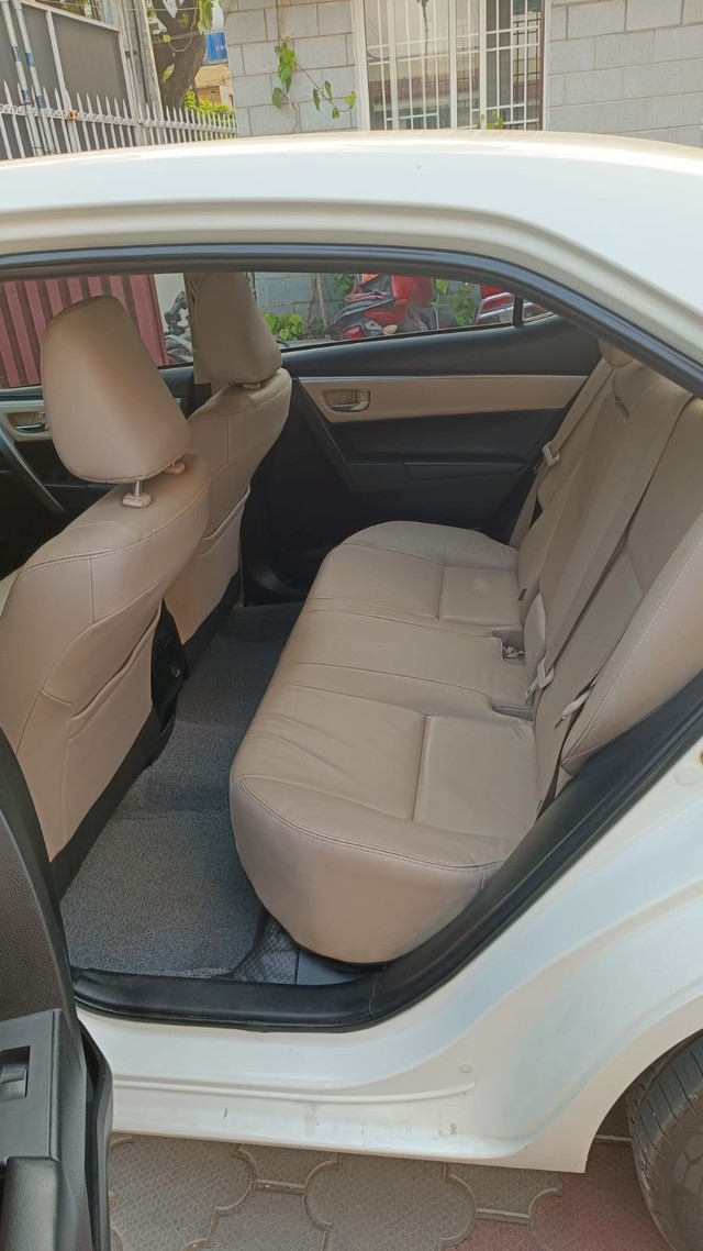 Toyota Corolla Altis VL AT Second-hand 2017 Toyota Corolla Altis VL AT for sale in Coimbatore-5