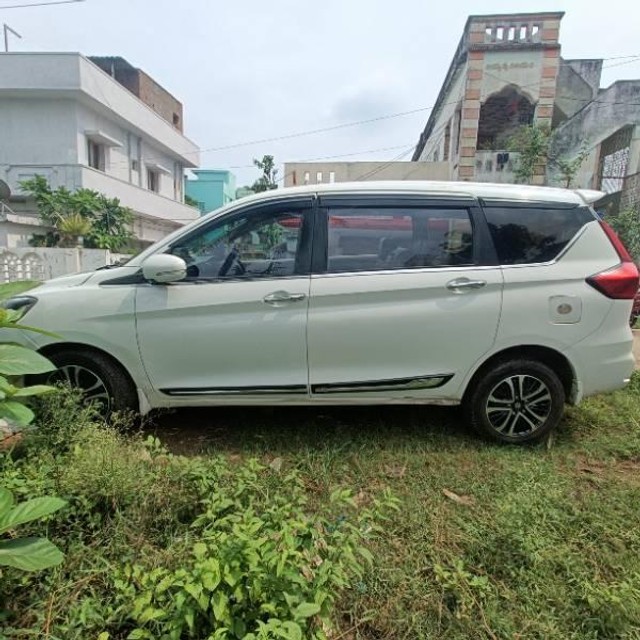 Second-hand 2022 Maruti Suzuki Ertiga ZXI CNG for sale in Narsipatnam-2