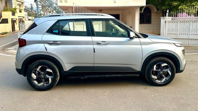 Second-hand 2021 Hyundai Venue SX Opt Diesel for sale in Coimbatore-1