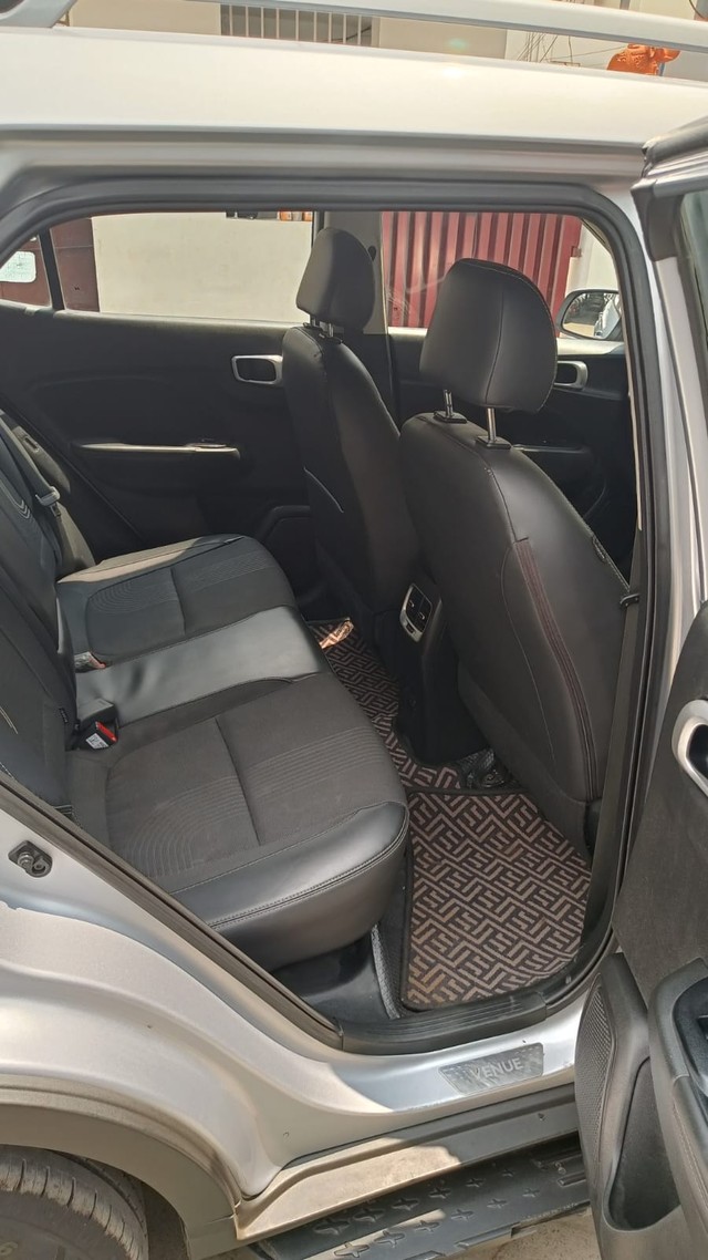 Second-hand 2021 Hyundai Venue SX Opt Diesel for sale in Coimbatore-12