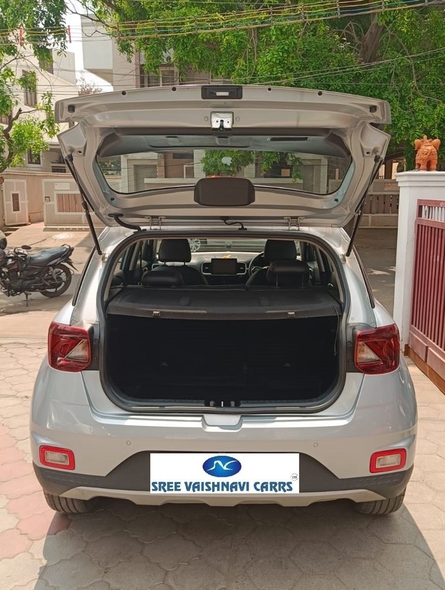 Second-hand 2021 Hyundai Venue SX Opt Diesel for sale in Coimbatore-14
