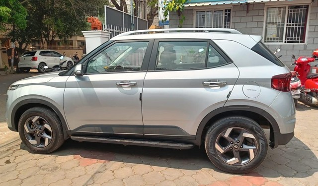 Second-hand 2021 Hyundai Venue SX Opt Diesel for sale in Coimbatore-8