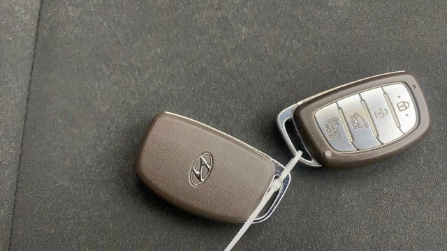 Second-hand 2022 Hyundai i20 Asta Opt Diesel for sale in Hyderabad-21