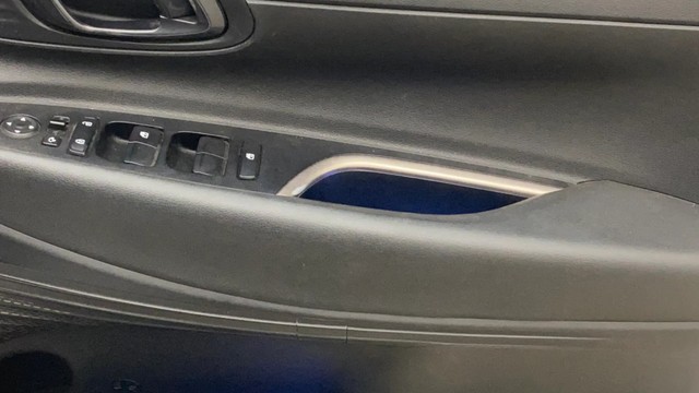 Second-hand 2022 Hyundai i20 Asta Opt Diesel for sale in Hyderabad-17