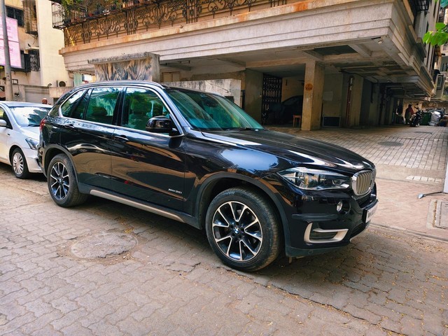 Second-hand 2017 BMW X5 xDrive35i Design Pure Exp 5S for sale in Thane-6