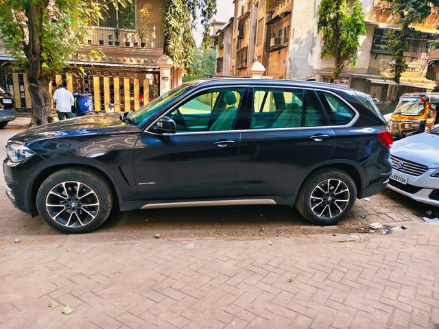 Second-hand 2017 BMW X5 xDrive35i Design Pure Exp 5S for sale in Thane-3