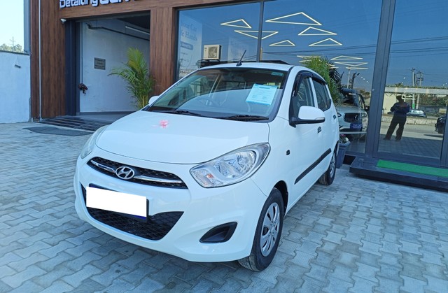 Second-hand 2013 Hyundai i10 Magna for sale in Ludhiana-2