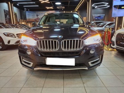 Second-hand 2017 BMW X5 xDrive35i Design Pure Exp 5S for sale in Mumbai