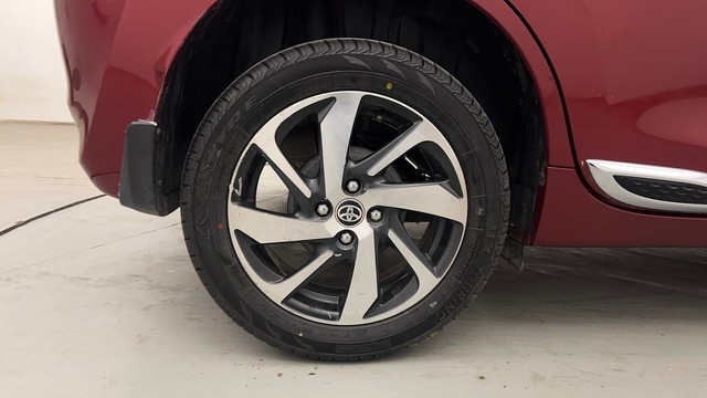 Second-hand 2022 Toyota Glanza V for sale in Chandigarh-18