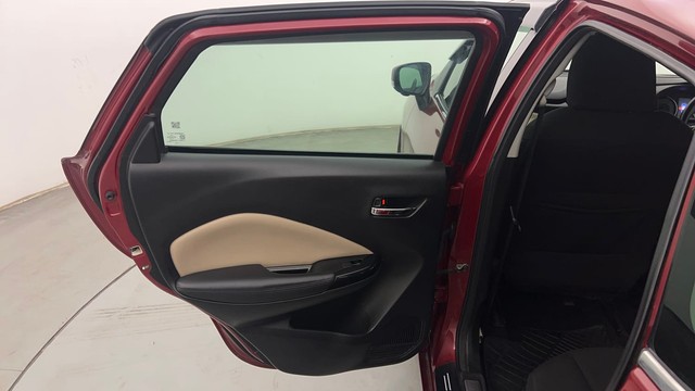 Second-hand 2022 Toyota Glanza V for sale in Chandigarh-36