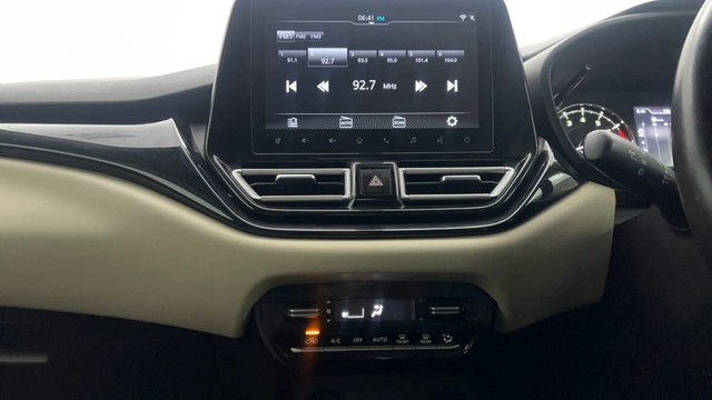 Second-hand 2022 Toyota Glanza V for sale in Chandigarh-26