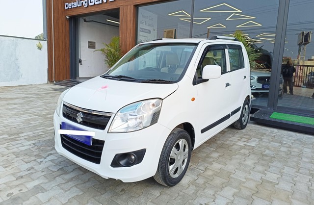 Second-hand 2018 Maruti Suzuki Wagon R VXI Optional for sale in Ludhiana-2