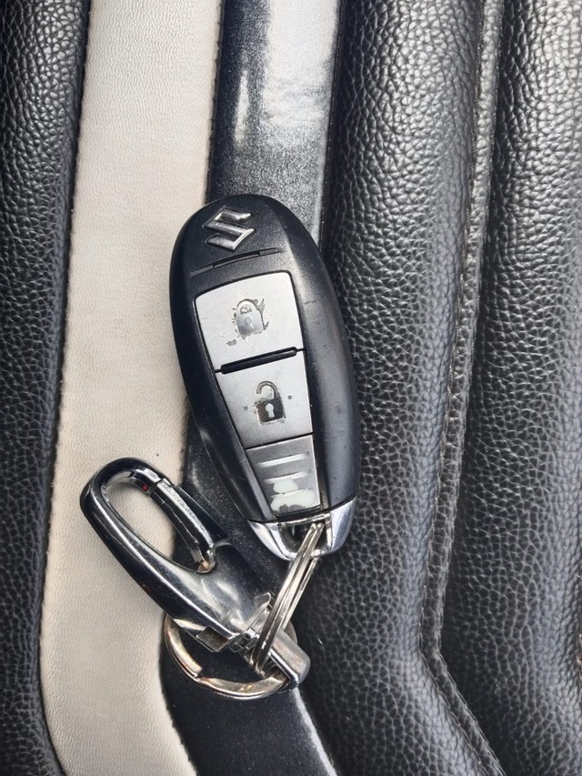 Second-hand 2019 Maruti Suzuki Vitara Brezza ZDi for sale in Chennai-15