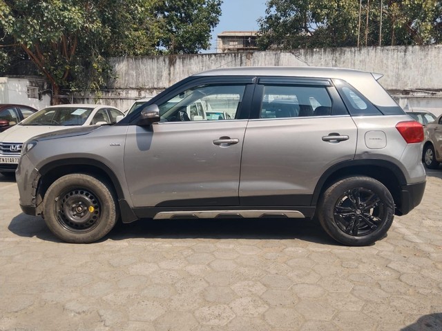 Second-hand 2019 Maruti Suzuki Vitara Brezza ZDi for sale in Chennai-3