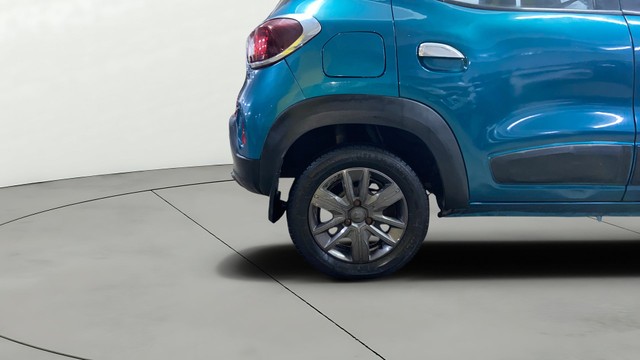 Second-hand 2019 Renault KWID Climber 1.0 MT Opt BSIV for sale in Surat-27