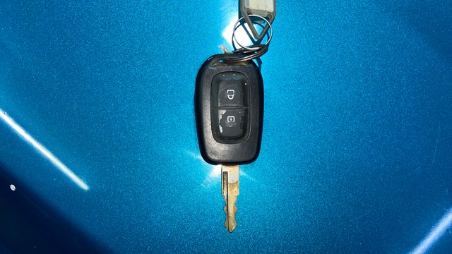 Second-hand 2019 Renault KWID Climber 1.0 MT Opt BSIV for sale in Surat-6