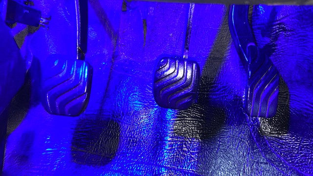 Second-hand 2019 Renault KWID Climber 1.0 MT Opt BSIV for sale in Surat-24