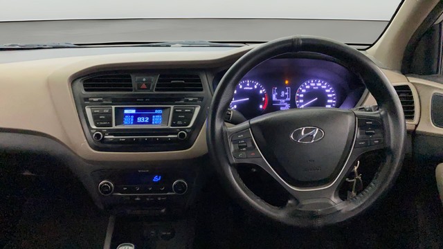Second-hand 2016 Hyundai i20 Sportz 1.2 for sale in New Delhi-0