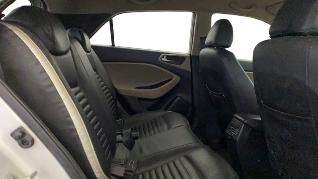 Second-hand 2016 Hyundai i20 Sportz 1.2 for sale in New Delhi-7