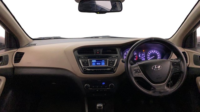 Second-hand 2016 Hyundai i20 Sportz 1.2 for sale in New Delhi-21