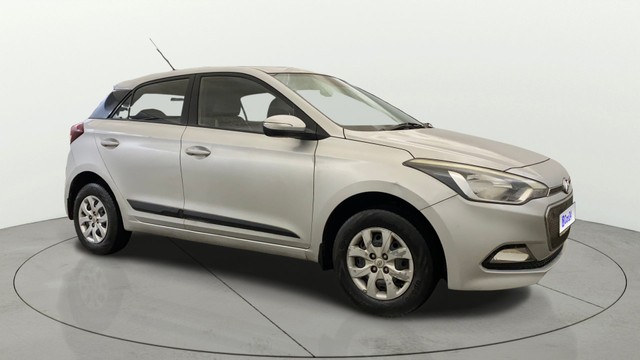 Second-hand 2016 Hyundai i20 Sportz 1.2 for sale in New Delhi-11