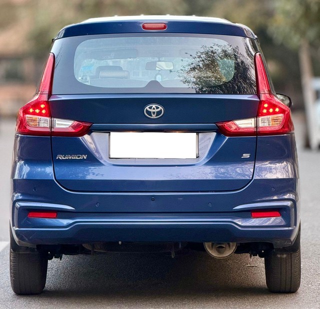 Toyota Rumion S CNG Second-hand 2025 Toyota Rumion S CNG for sale in New Delhi-2